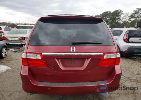 2006 Honda Odyssey Touring z USA, uszkodzony, nr VIN 5FNRL38856B028204